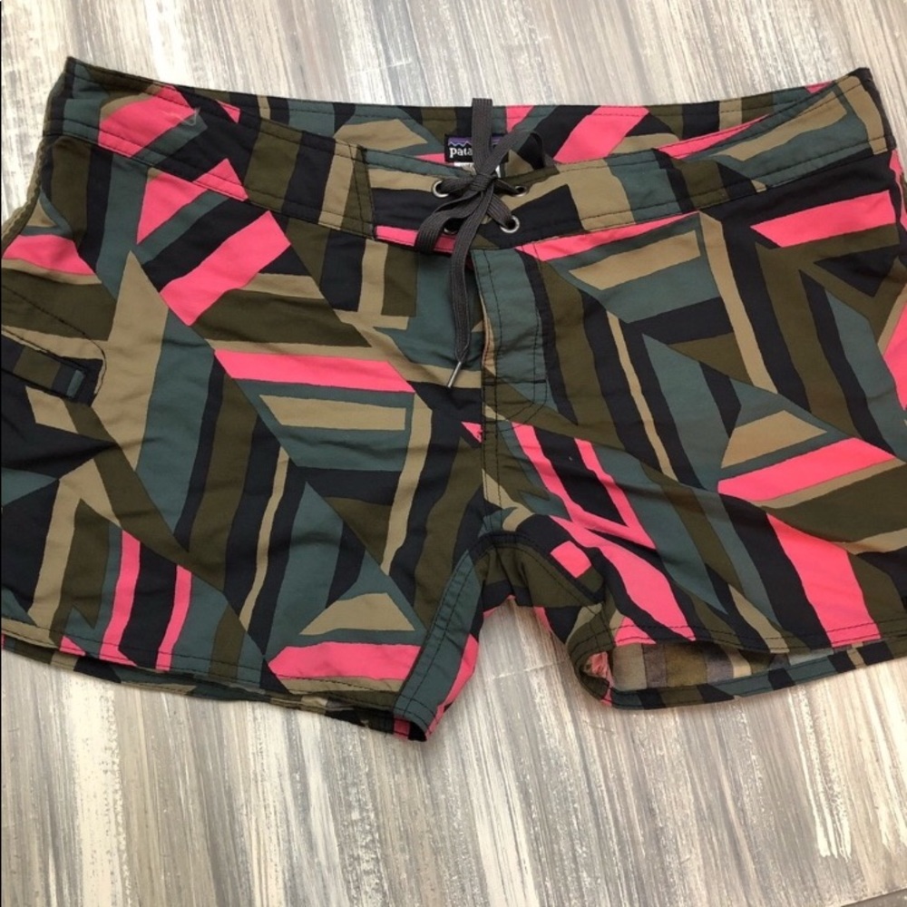 Swim shorts